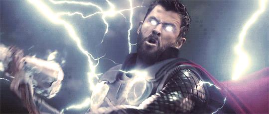 克里斯·海姆斯沃斯,温馨日常与友情爱意交响