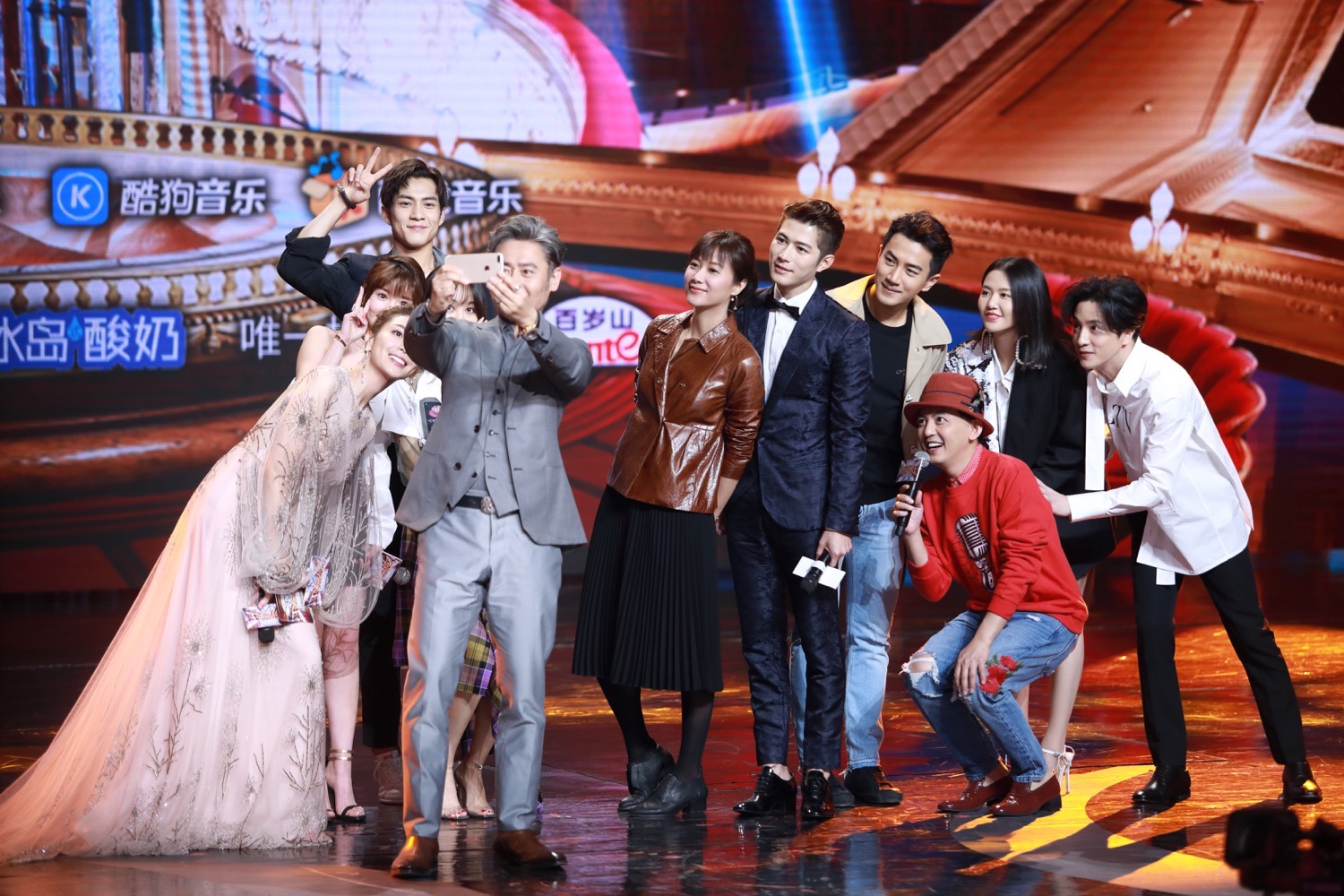 跨界歌王,嘉宾璀璨,观众热情